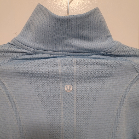 Lululemon Swiftly Tech Quarter-Zip Pullover - Light Blue, Size 6 - Picture 3 of 9
